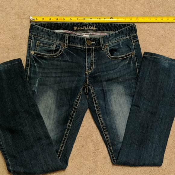 Jeans - Picture 2 of 3